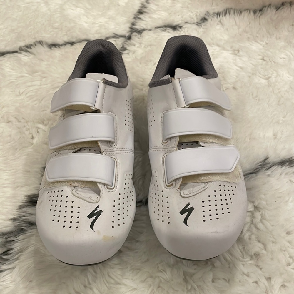 Torch cycling shoes women’s size 6.5